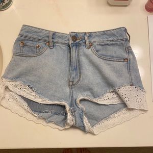 Bullhead shorts, super cute, size small